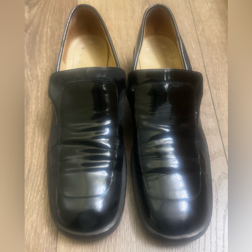 Gucci Shoes Vintage Patent Leather Loafers